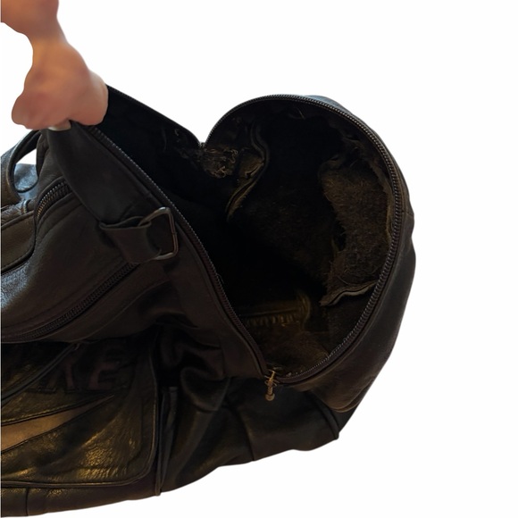 Vintage NIKE Swoosh Big Black Leather In & Out Duffle/Gym/Luggage/Bag-70’s/80’s - Picture 6 of 13